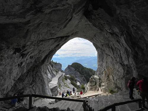Wanderung in die Rieseneiswelt Werfen Wanderung in die Rieseneiswelt Werfen